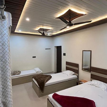 Gauri Kedareshwar Guest House Varanasi Luaran gambar
